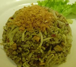Fried Rice at Nature Cafe 自然疏食 - The Aperia in Central Singapore