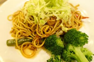 fried spaghetti with black pepper  at Nature Cafe 自然疏食 - The Aperia in Central Singapore