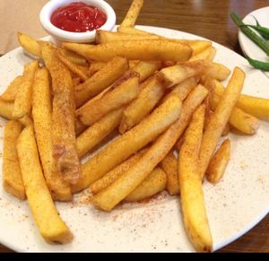 Gold Yukon fries at Veggie Grill by Next Level in Pasadena