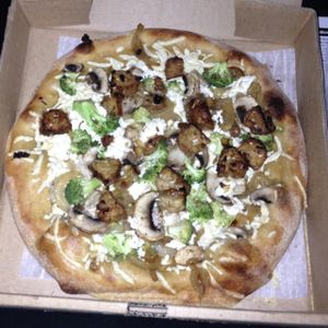 make your own vegan pizza at Mellow Mushroom in Clearwater