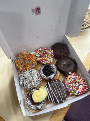 variety of vlugen donuts   at Broad  Street Dough Co in Oakhurst