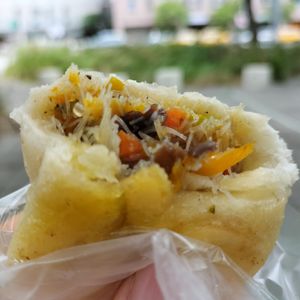  at Shàng Dǐng HuángJiā 上頂皇家 - Main Station in Taipei