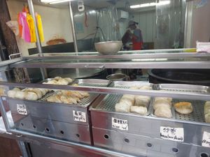  at Shàng Dǐng HuángJiā 上頂皇家 - Main Station in Taipei