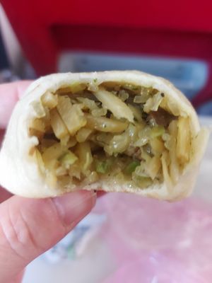 Bamboo at Shàng Dǐng HuángJiā 上頂皇家 - Main Station in Taipei