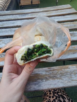  at Shàng Dǐng HuángJiā 上頂皇家 - Main Station in Taipei