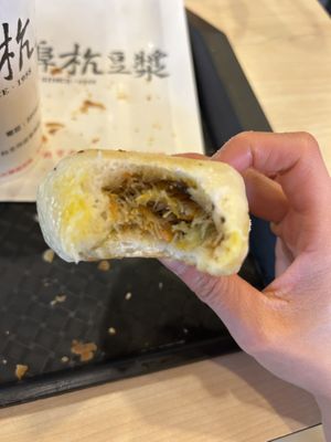 And the pumpkin bun  at Shàng Dǐng HuángJiā 上頂皇家 - Main Station in Taipei