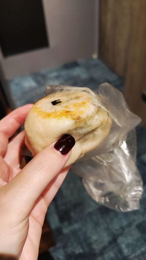 Cabbage bun at Shàng Dǐng HuángJiā 上頂皇家 - Main Station in Taipei
