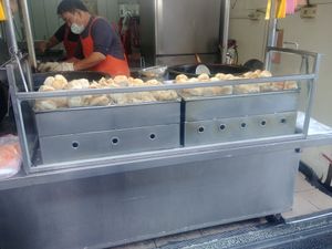 . at Shàng Dǐng HuángJiā 上頂皇家 - Main Station in Taipei