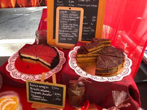 Gâteaux veganes  at La Muse Gourmette - Food Stall in Montpellier