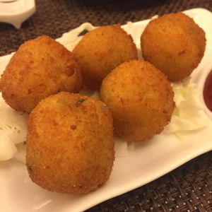 Deep-fried potato balls at ChangLe in Hong Kong Island