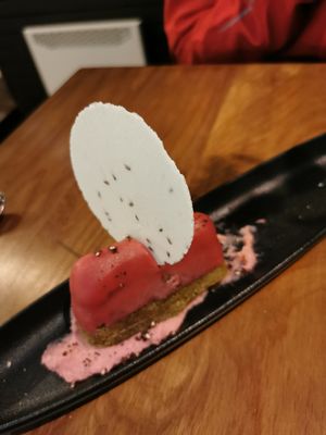 Matcha cake at Sushi Momo in Montreal