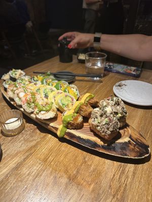 rolls  at Sushi Momo in Montreal