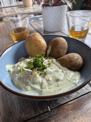 Hessisch Grüne Soße with Tofu  at Veganatural in Giessen