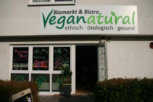 entrance of a little paradise in gießen at Veganatural in Giessen