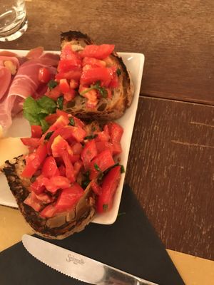 Bruschetta at Origano Trevi in Rome
