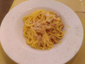 Spaghetti Carbonara (with vegan ham) at Origano Trevi in Rome