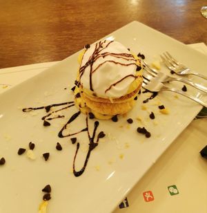 Mille feuille at Origano Trevi in Rome