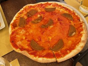 Pizza alla diavola veg  at Origano Trevi in Rome