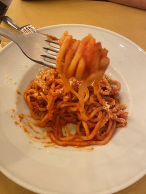 Vegan tomato pasta   at Origano Trevi in Rome