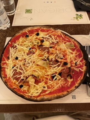 Capricosa pizza  at Origano Trevi in Rome