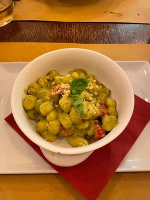 Basil gnocchi at Origano Trevi in Rome