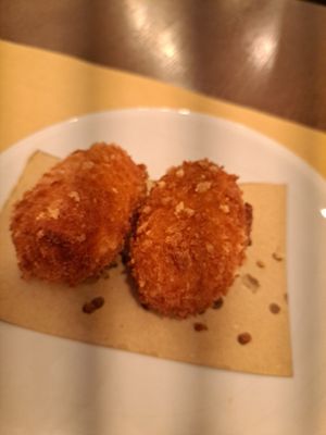 Suppli. Yum at Origano Trevi in Rome