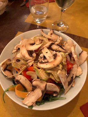 Mixed saladd  at Origano Trevi in Rome