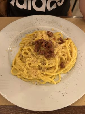 vegan spaghetti alla carbonara  at Origano Trevi in Rome