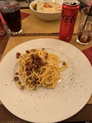 Spaghetti carbonara   at Origano Trevi in Rome