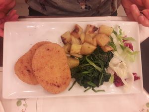 Cotoletta di soia at Origano Trevi in Rome
