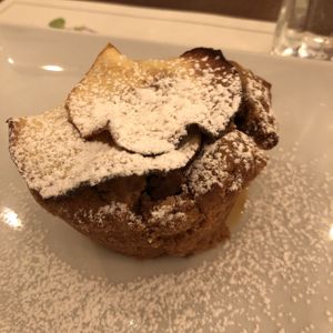 Spiced apple cake at Origano Trevi in Rome