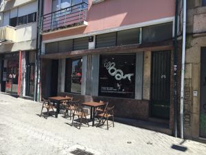 outside  at Black Mamba Burgers and Records in Porto
