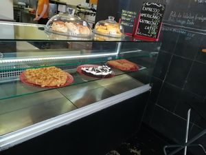 Dulces at Black Mamba Burgers and Records in Porto