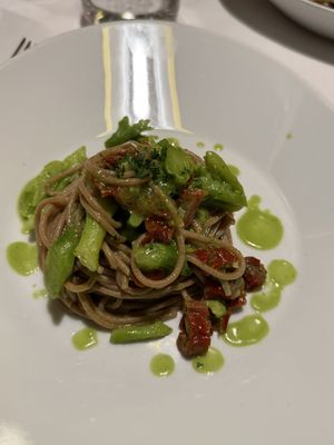 Spaghetti mit Brokkoli und getrockneten Tomaten   at Ristorante Da Mario alla Fava in Venice