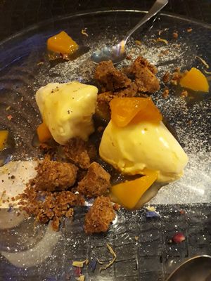 Mango ice cream, crumble and kiwi coulis at Ristorante Da Mario alla Fava in Venice