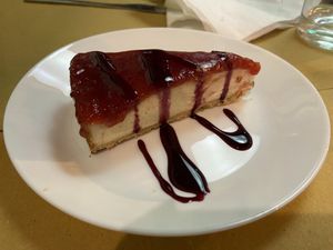 Cheescake ai lamponi   at Il Vegano Bistrot in Florence