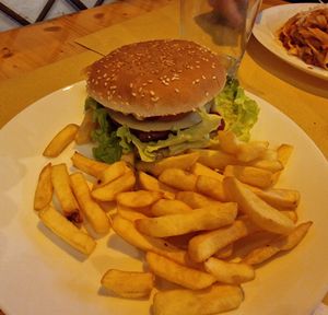 Burger at Il Vegano Bistrot in Florence