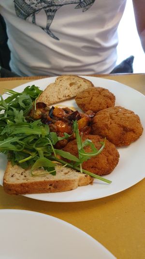 Crocchette di patate con caponata at Il Vegano Bistrot in Florence