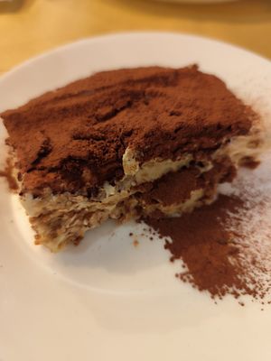 Tiramisú at Il Vegano Bistrot in Florence