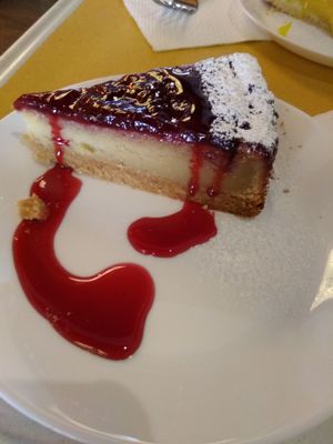Cheesecake at Il Vegano Bistrot in Florence