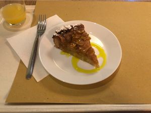 Apple cake at Il Vegano Bistrot in Florence