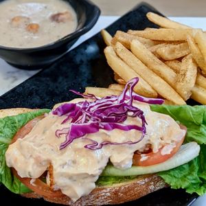 Happiee Andulasian Tartar Lob'star Chunks on Sourdough Toast at Greendot 绿一点 - Paya Lebar in Central Singapore
