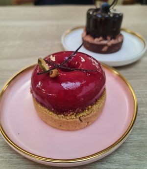 Berry Posion Raspberry ~ 5/6/23 at Greendot 绿一点 - Paya Lebar in Central Singapore