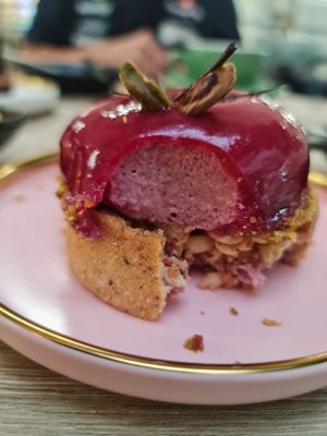 Berry Posion Raspberry ~ 5/6/23 at Greendot 绿一点 - Paya Lebar in Central Singapore