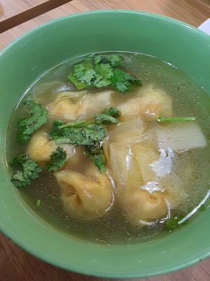 Wanton soup at Tanaka Vegetarian 田中素食 - Fajar in West Singapore