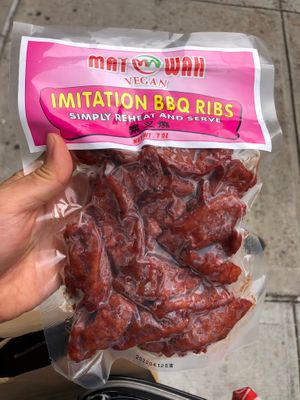 Vegan bbq ribs at Lily's Vegan Pantry in New York City