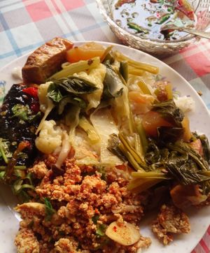 Buffet 60 bht. Tasty at Raan Ahaan Jai - Chai Mongkon in Trat