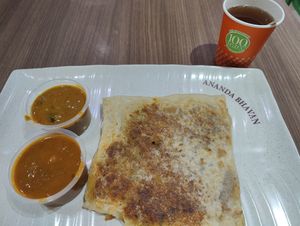 Mutarbak. Ask for this without ghee at Ananda Bhavan - Buffalo Rd in Central Singapore