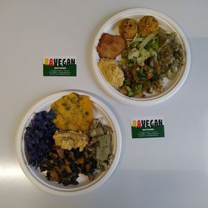 Tofu with broccoli, violet cabbage, hummus, seitan and much much more in a plate! at Ravegan Gastronomia in Ravenna