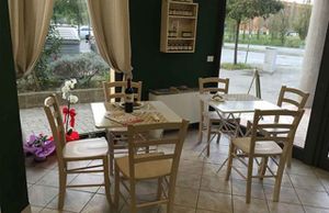 Ravegan - Tables at Ravegan Gastronomia in Ravenna